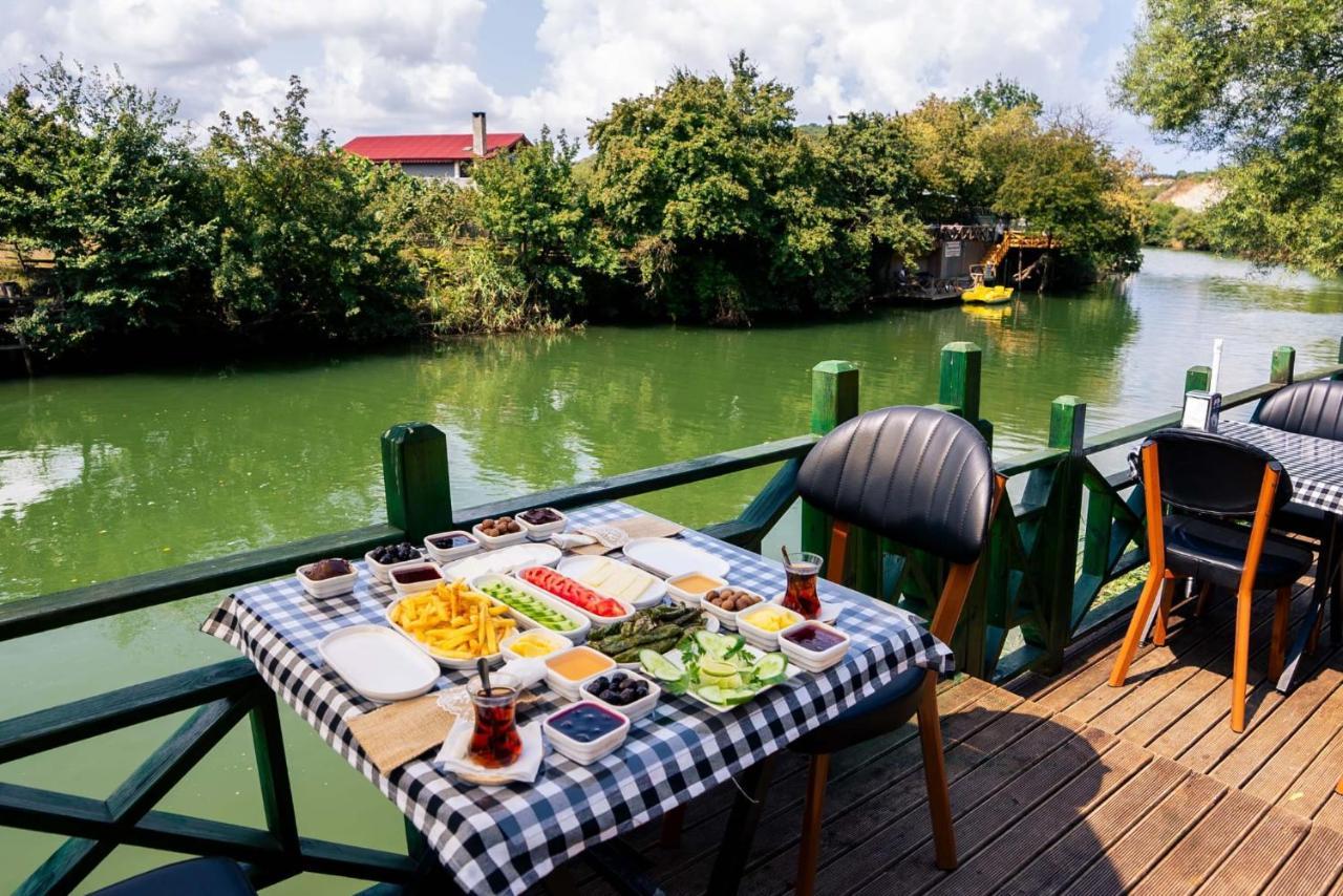 Tas Mahall Luxury Hotel Ağva Екстериор снимка