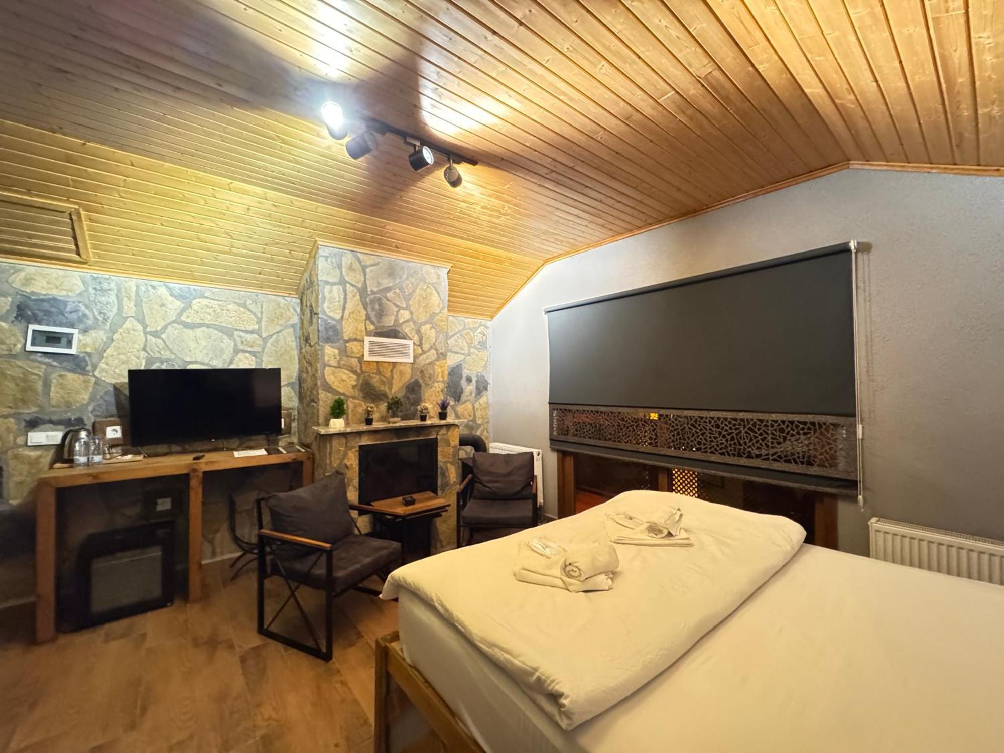 Tas Mahall Luxury Hotel Ağva Екстериор снимка