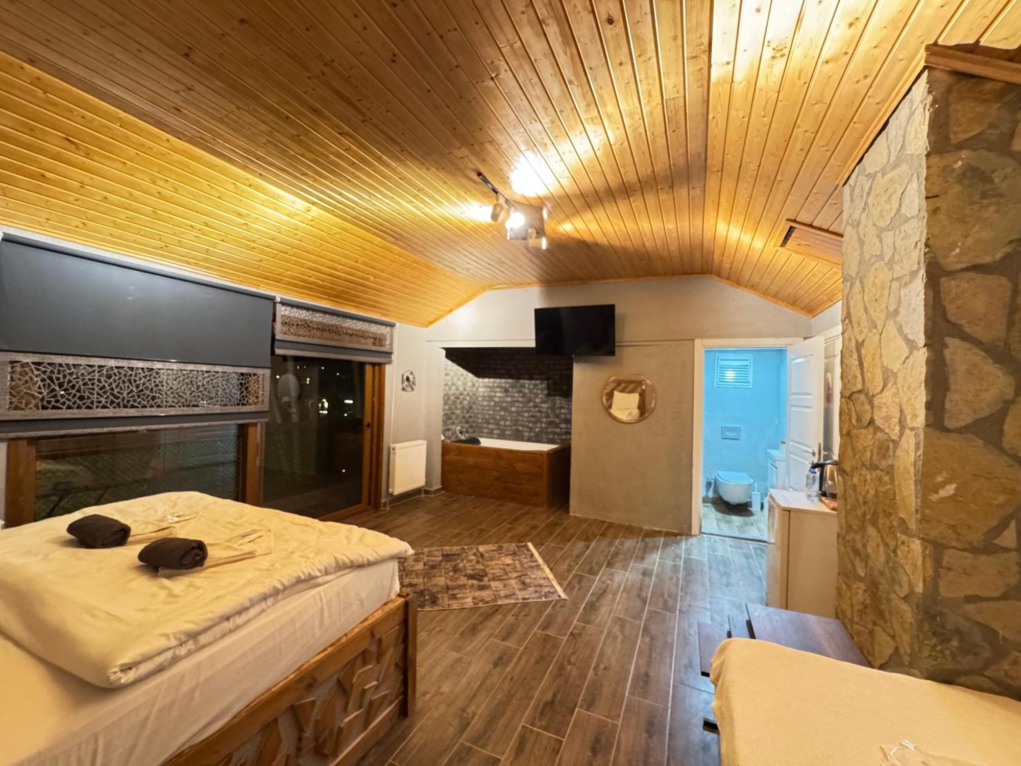Tas Mahall Luxury Hotel Ağva Екстериор снимка