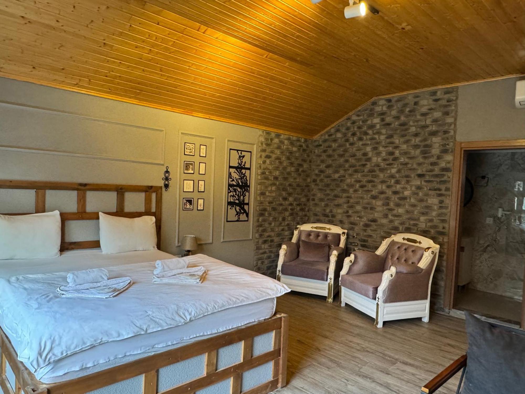 Tas Mahall Luxury Hotel Ağva Екстериор снимка