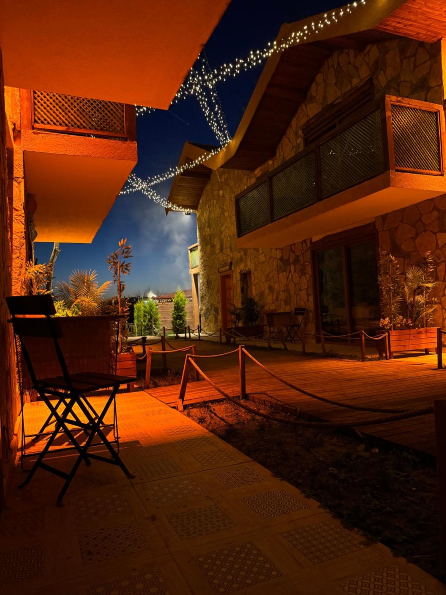 Tas Mahall Luxury Hotel Ağva Екстериор снимка