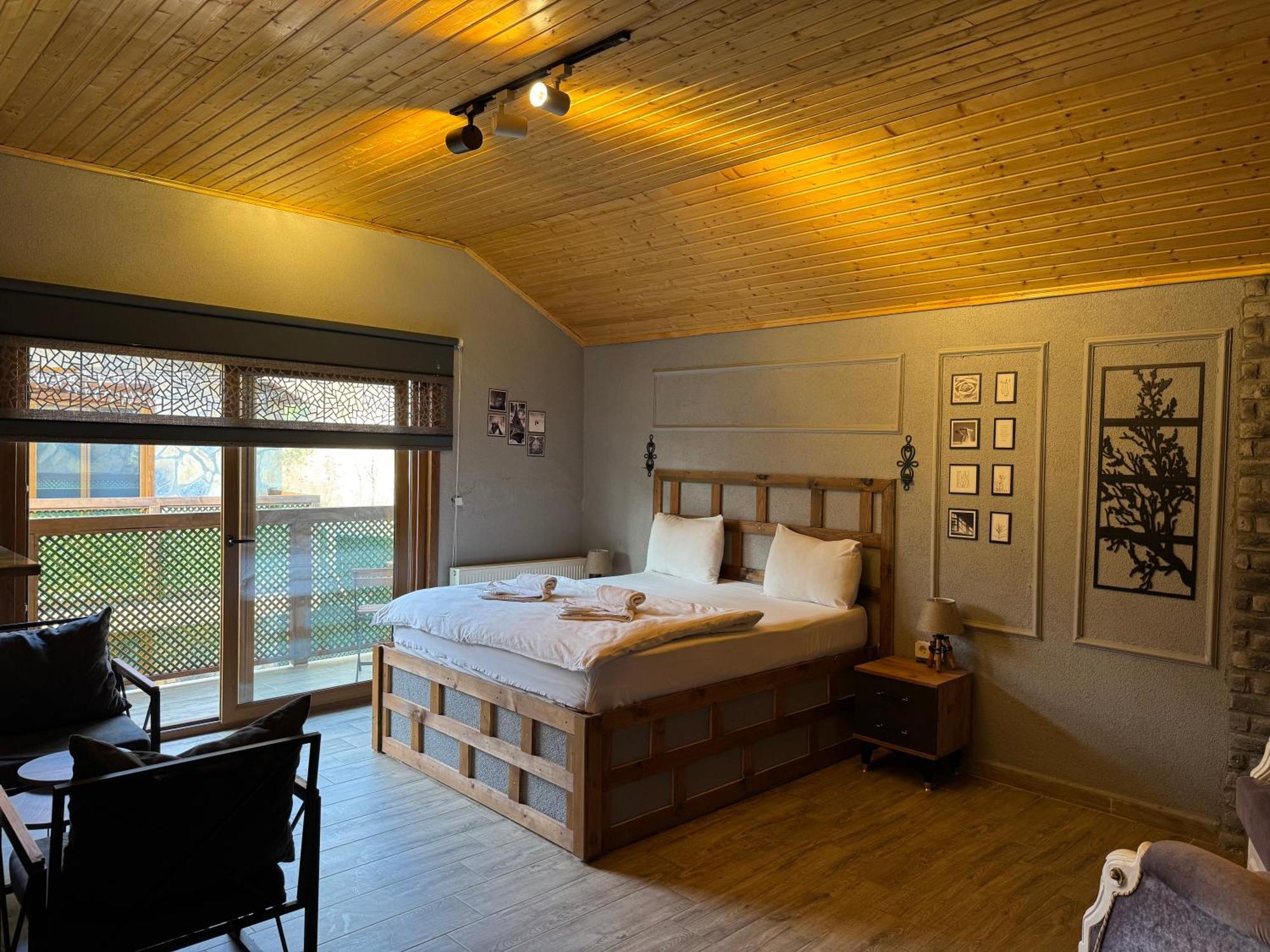 Tas Mahall Luxury Hotel Ağva Екстериор снимка