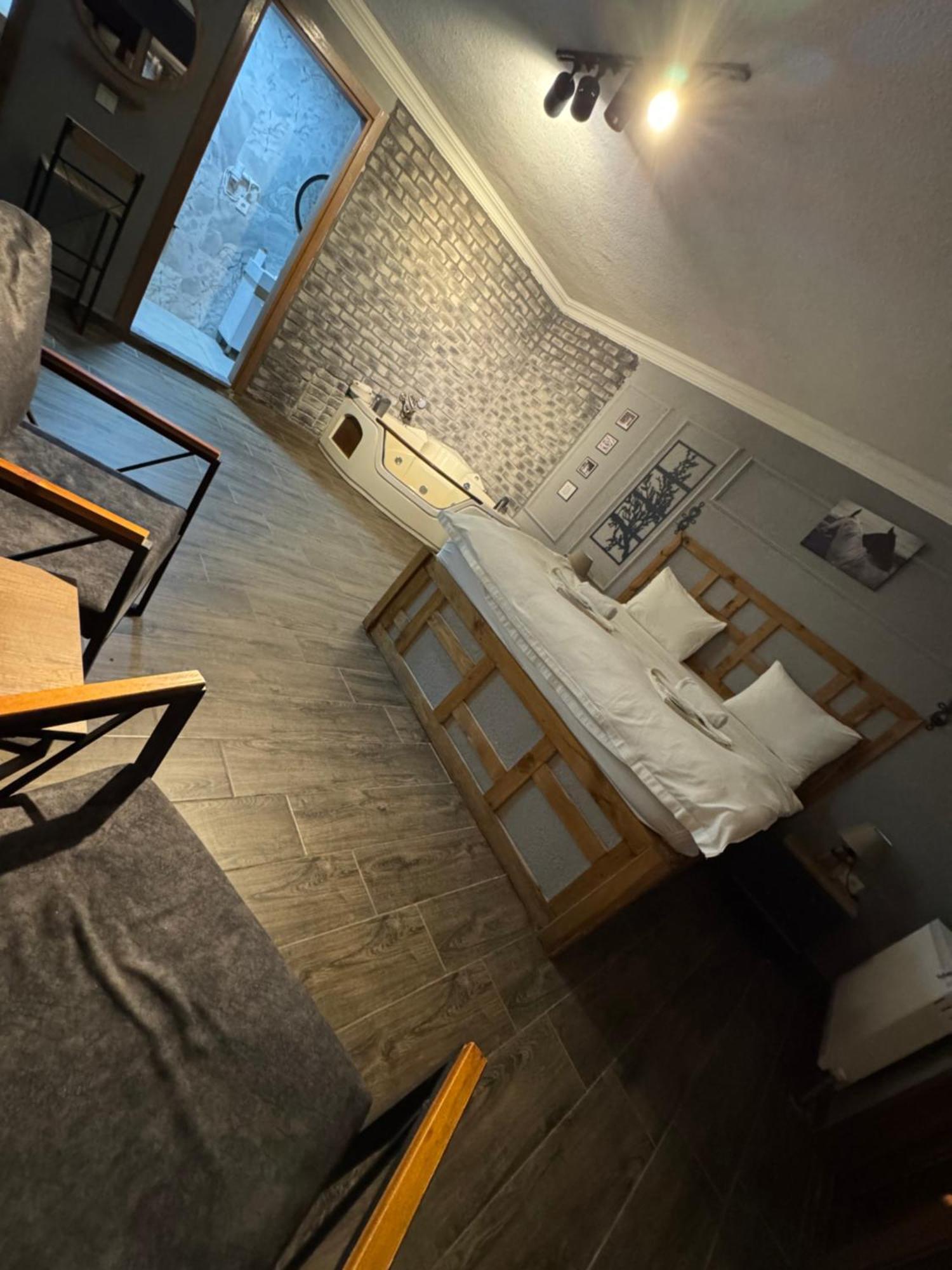 Tas Mahall Luxury Hotel Ağva Екстериор снимка